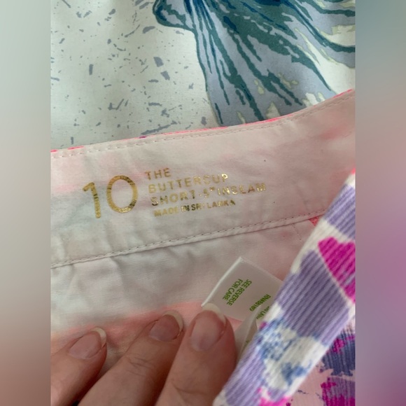 EUC Lilly Pulitzer The Buttercup Shorts size 10 - Picture 4 of 5